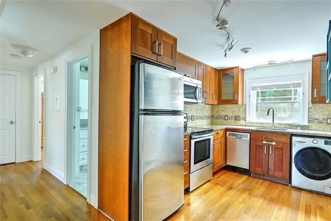 Building Photo - 145 Butler Ave
