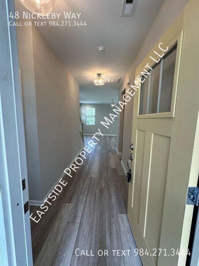 Building Photo - 48 Nickleby Wy