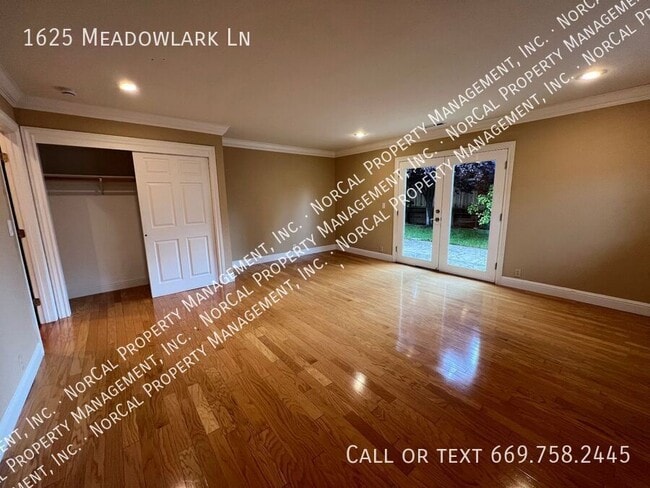 Building Photo - 1625 Meadowlark Ln