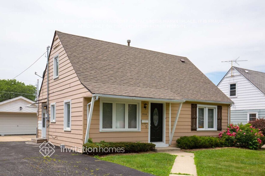 Primary Photo - 7928 Menard Ave