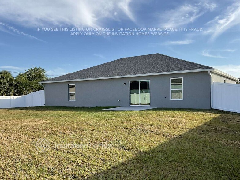 Building Photo - 575 Gancedo St SW