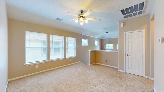 Building Photo - 23 Benedict Canyon Loop