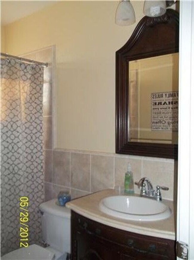 Building Photo - Picadilly Ridge Coming Soon Home (Showings start 5/30 by appt only)