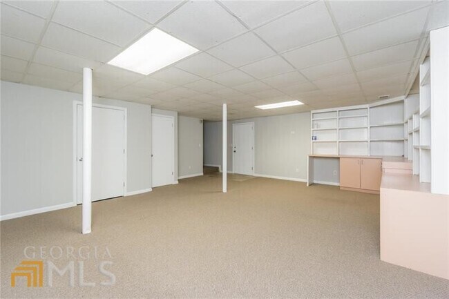 Building Photo - 3745 Creekstone Way