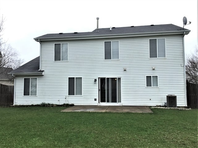 Building Photo - 2415 Sisters Ct