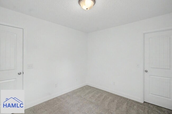 Building Photo - 40 Rimes Ave SE