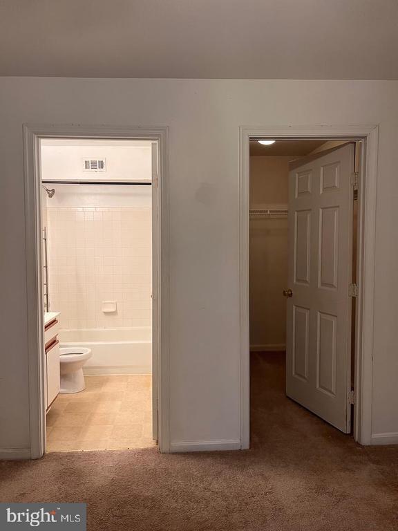 Building Photo - 9213 Azure Ct