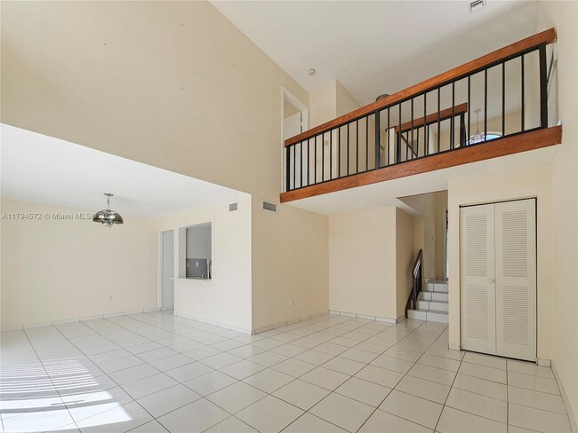 Building Photo - 1341 SW 124th Ct