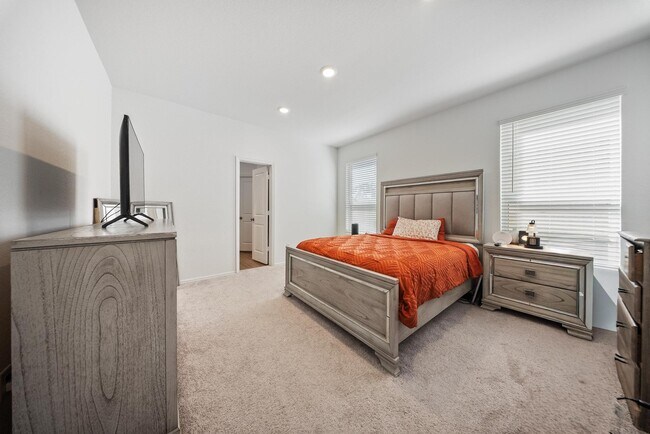 Building Photo - 6304 Barrington Clf Trl