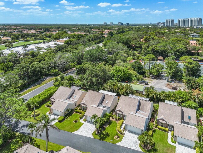 Building Photo - 15337 Wimborne Ln