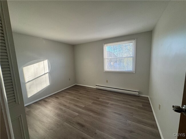 Building Photo - 8223 Lucchesi Dr