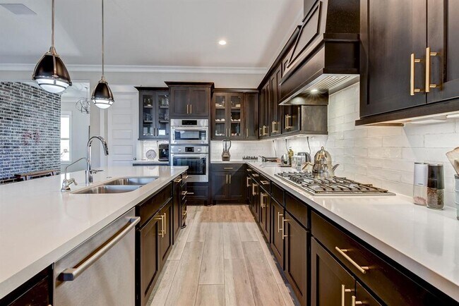 Building Photo - 2339 Pale Star Dr