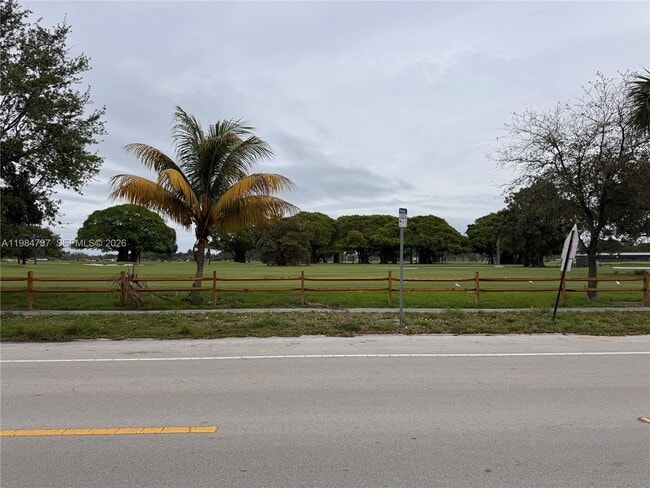 Building Photo - 1711 Fillmore St