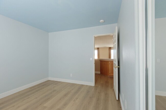 Building Photo - 26523 Starling Ct