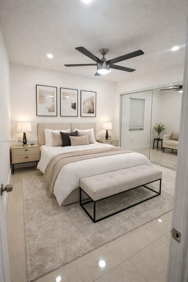 Building Photo - 5114 SW 133rd Ct Dr