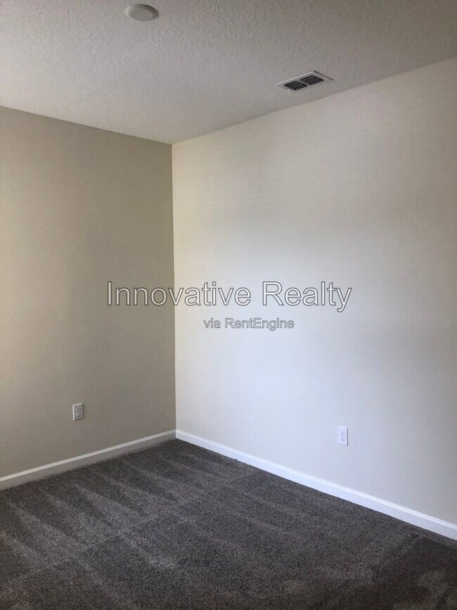 Building Photo - 10046 Red Eagle Dr