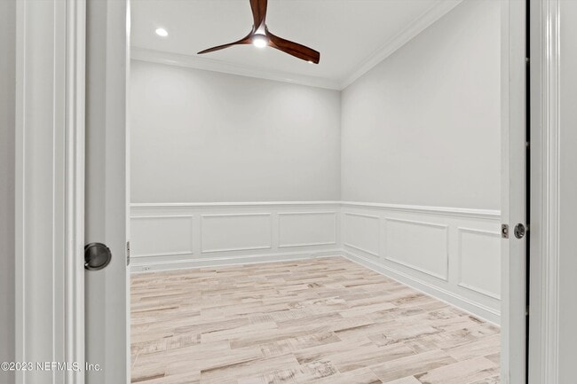 Building Photo - 102 Pine Blossom Trl