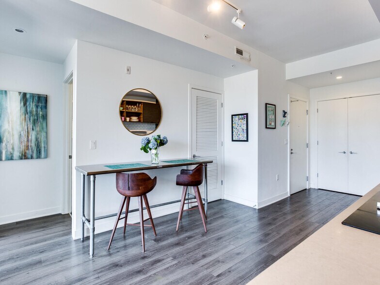 Dining Area - 2030 8th St NW