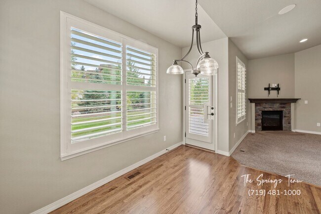 Building Photo - BEAUTIFUL 4BD + BONUS ROOM/3BA/3 CAR GARAG...