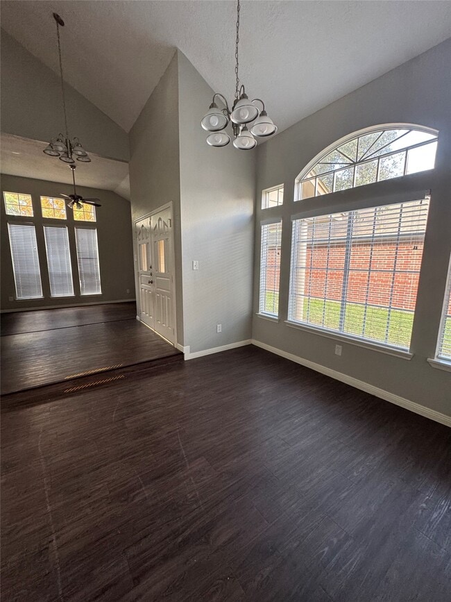 Building Photo - 7138 River Garden Dr