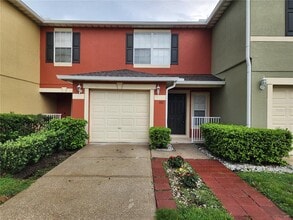 Building Photo - 701 Cresting Oak Cir