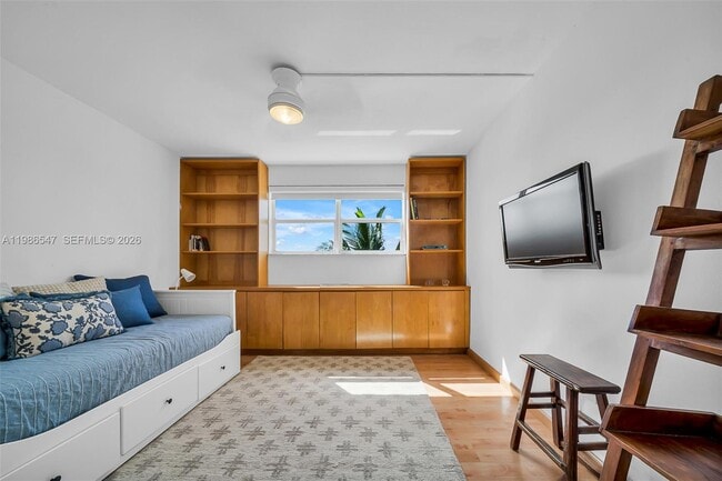 Building Photo - 555 Crandon Blvd