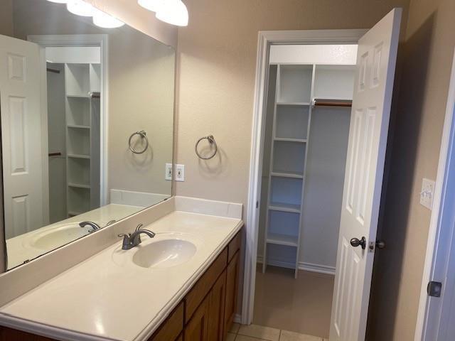 Building Photo - 1097A Highland Dr