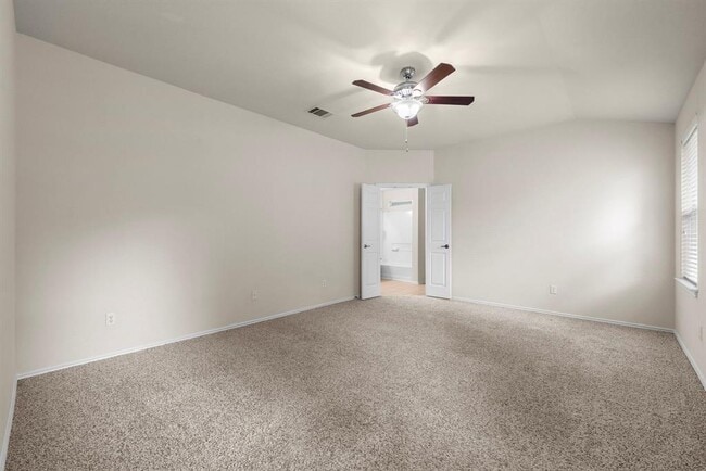 Building Photo - 9424 Castle Pines Dr