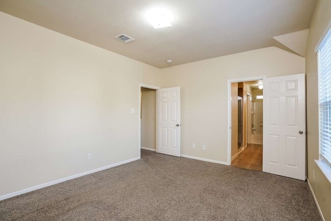 Building Photo - 16423 Noble Meadow Ln