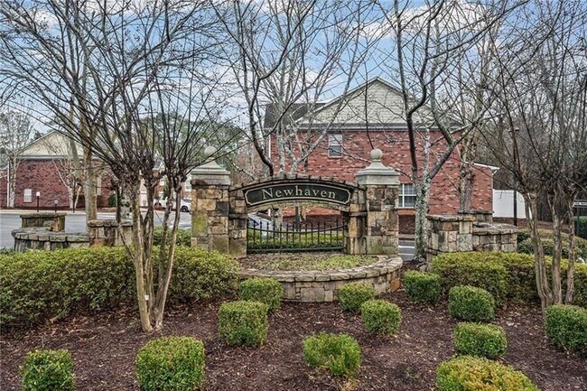 Building Photo - 5662 Lawley Rd