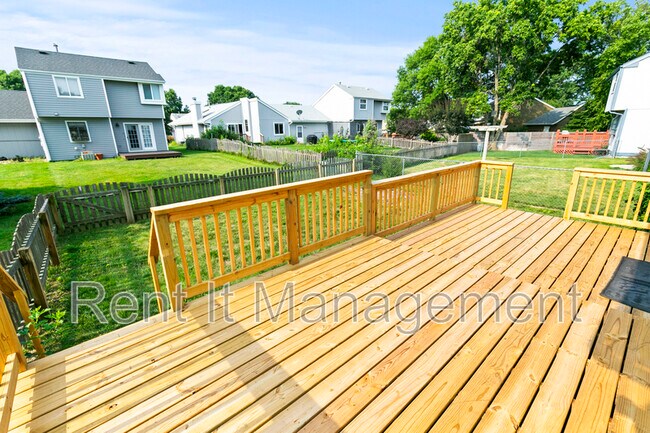 Building Photo - 15421 R St