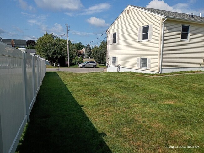 Building Photo - 14 Coltin Dr