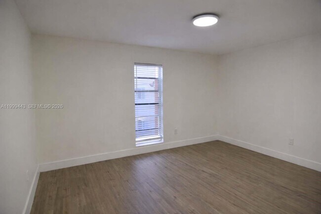 Building Photo - 6780 W 2nd Ct