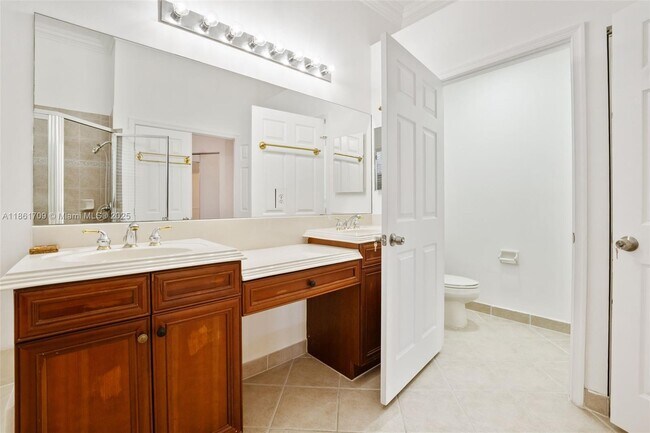 Building Photo - 5168 SW 157th Ave