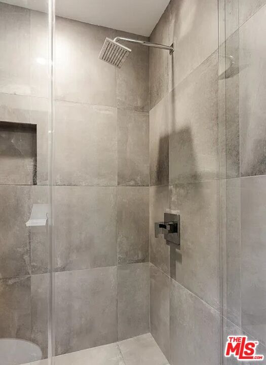 Building Photo - 2528 Westridge Rd