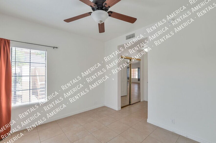 Building Photo - 9253 N Firebrick Dr