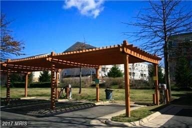 Building Photo - 42530 Mayflower Terrace