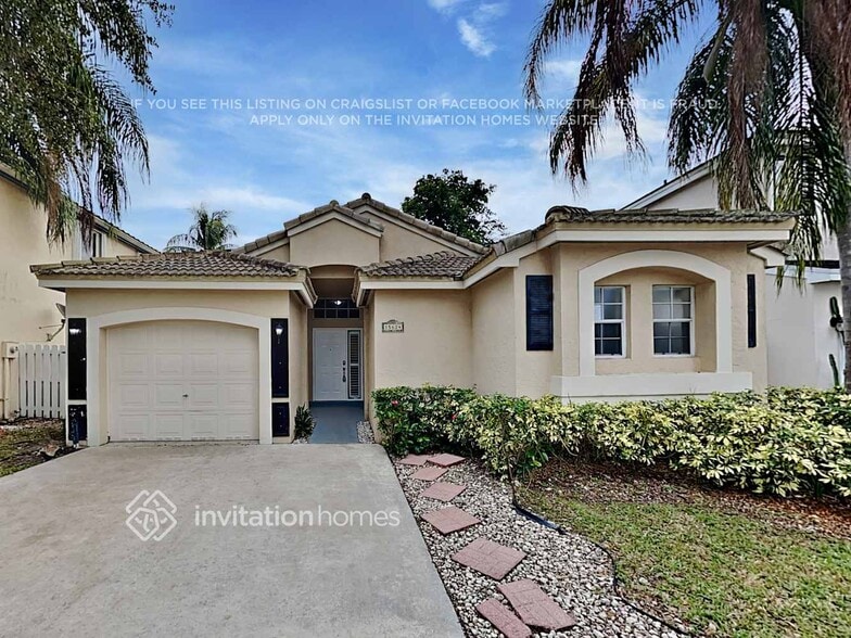 Primary Photo - 15624 SW 96th Terrace