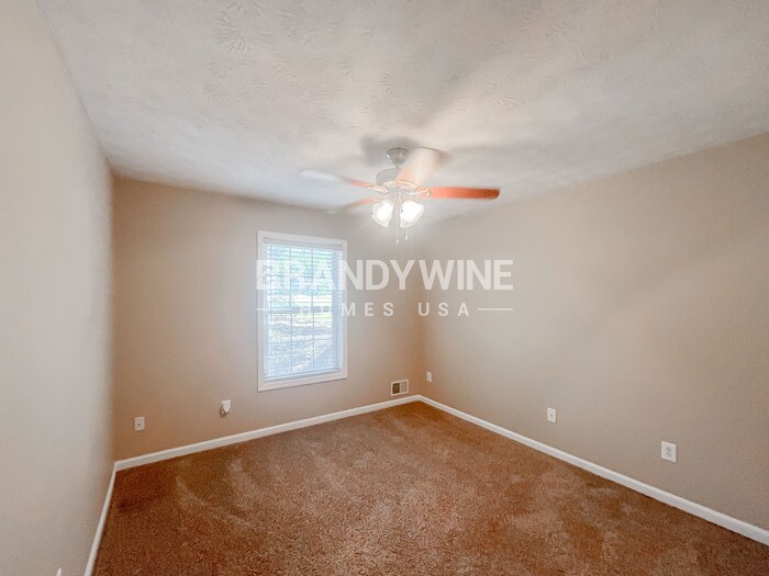 Building Photo - 45 Lydia Ct