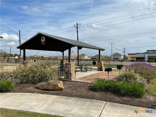 Building Photo - 2599 Diamondback Trail