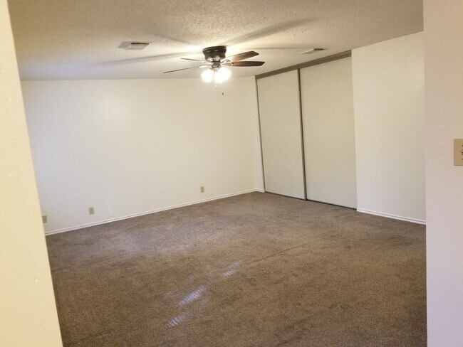 Building Photo - 9402 Moonlit Glade Rd