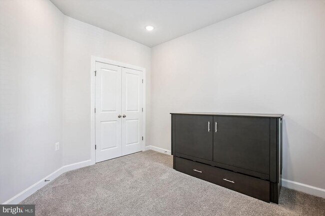 Building Photo - 7269 Nittany Ln