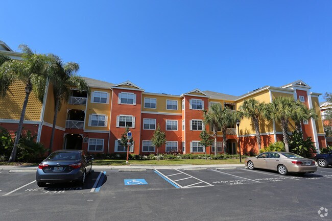 Parking lot - 4207 S Dale Mabry Hwy