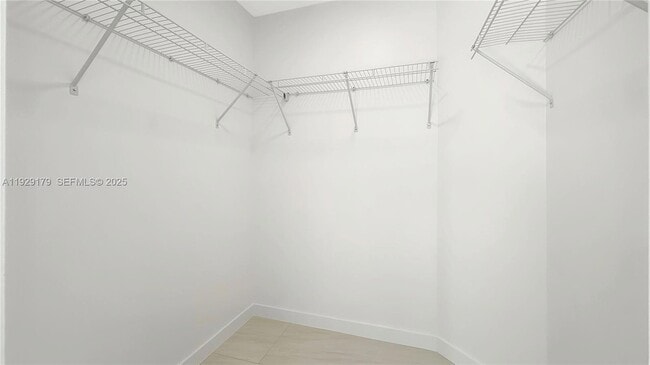 Building Photo - 600 Stanton Dr