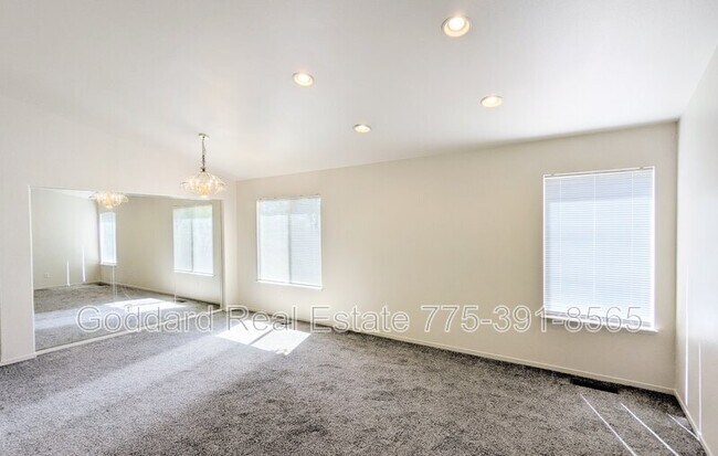 Building Photo - 2900 Castle Sage Ct