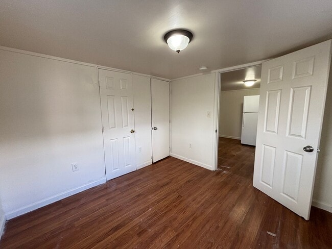 Building Photo - 1228 Halona Pl