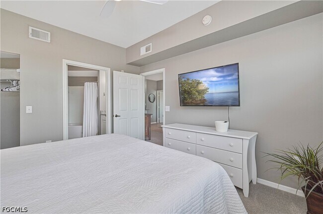 Building Photo - 15655 Ocean Walk Circle