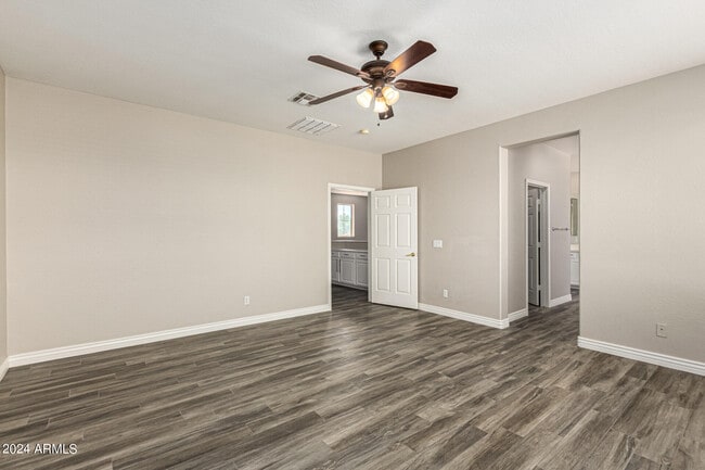 Building Photo - 3550 W Magellan Dr
