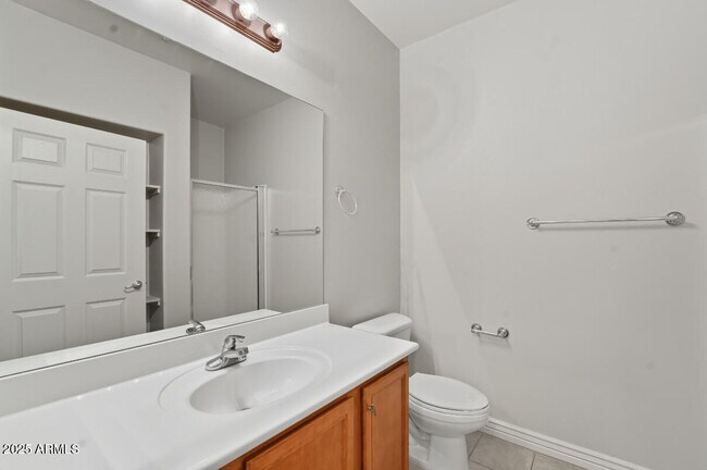 Building Photo - 5450 E Deer Valley Dr