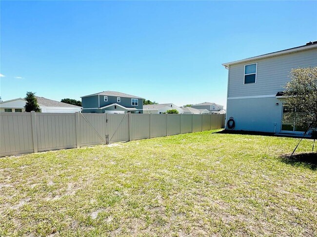 Building Photo - 1053 Ambleside Dr